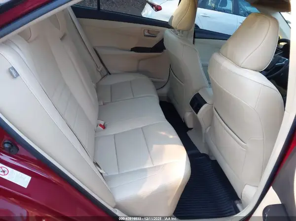 4T1BF1FK0GU526049 2016 TOYOTA CAMRY - Image 8