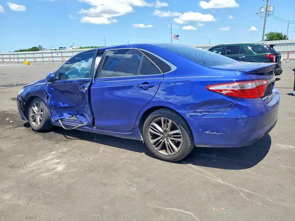 4T1BF1FK0GU532997 2016 TOYOTA CAMRY - Image 2