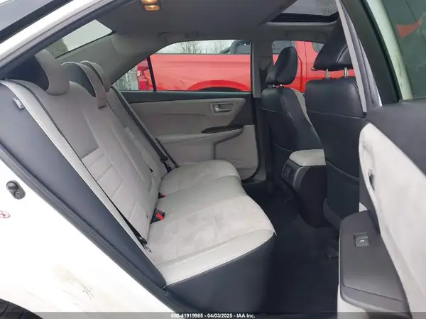 4T1BF1FK0GU533275 2016 TOYOTA CAMRY - Image 8