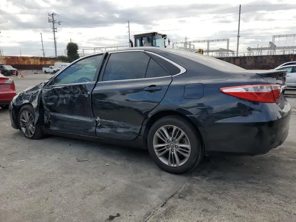 4T1BF1FK0GU533941 2016 TOYOTA CAMRY - Image 2