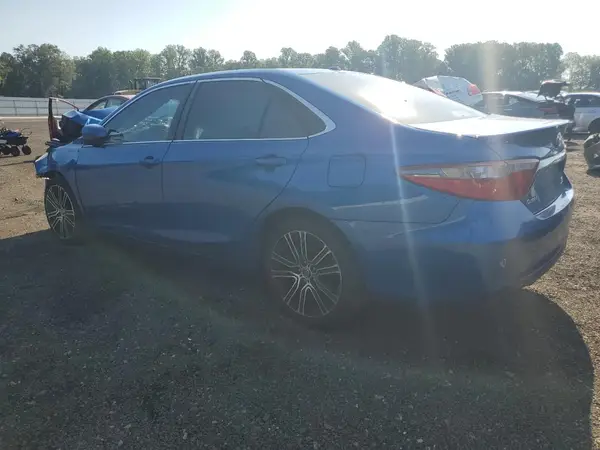 4T1BF1FK0GU534507 2016 TOYOTA CAMRY - Image 2