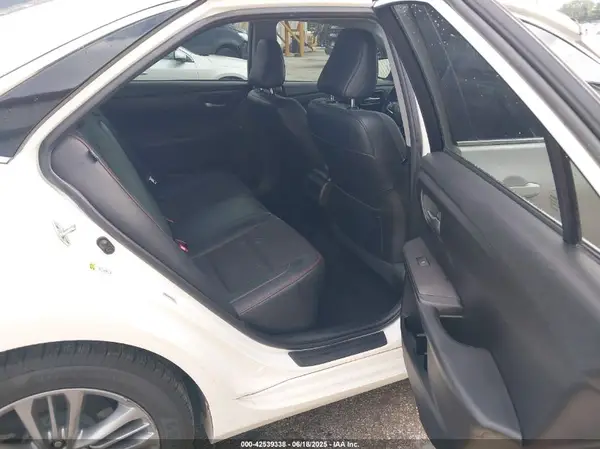 4T1BF1FK0GU536029 2016 TOYOTA CAMRY - Image 8