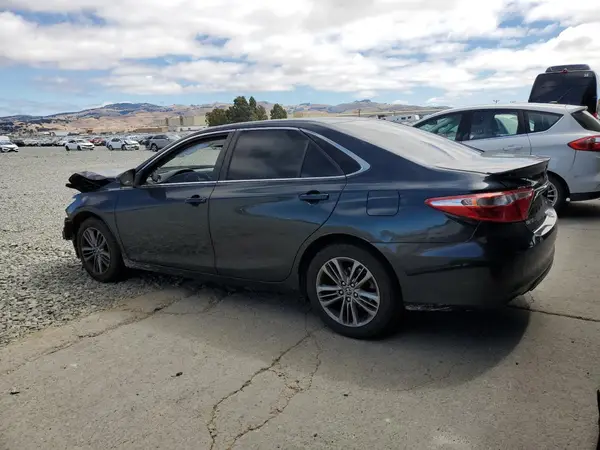 4T1BF1FK0GU537424 2016 TOYOTA CAMRY - Image 2