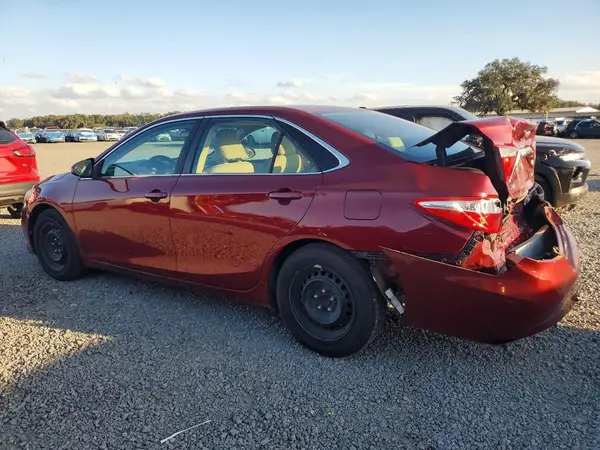 4T1BF1FK0GU537715 2016 TOYOTA CAMRY - Image 2