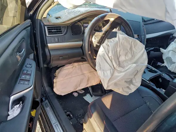4T1BF1FK0GU541389 2016 TOYOTA CAMRY - Image 8