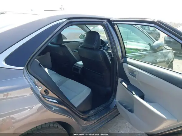 4T1BF1FK0GU544695 2016 TOYOTA CAMRY - Image 8