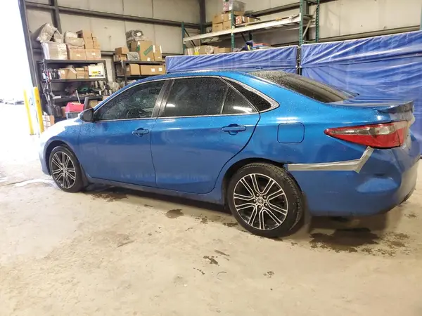 4T1BF1FK0GU545314 2016 TOYOTA CAMRY - Image 2