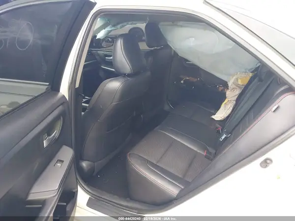 4T1BF1FK0GU549492 2016 TOYOTA CAMRY - Image 8