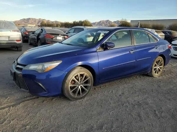 4T1BF1FK0GU549704 2016 TOYOTA CAMRY - Image 1