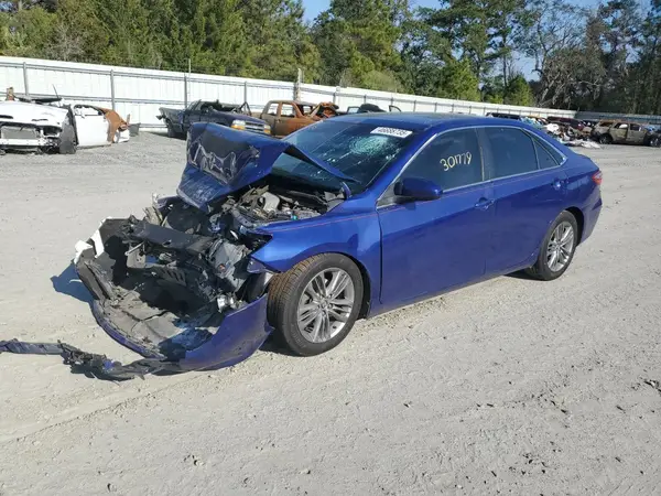 4T1BF1FK0GU557477 2016 TOYOTA CAMRY - Image 1
