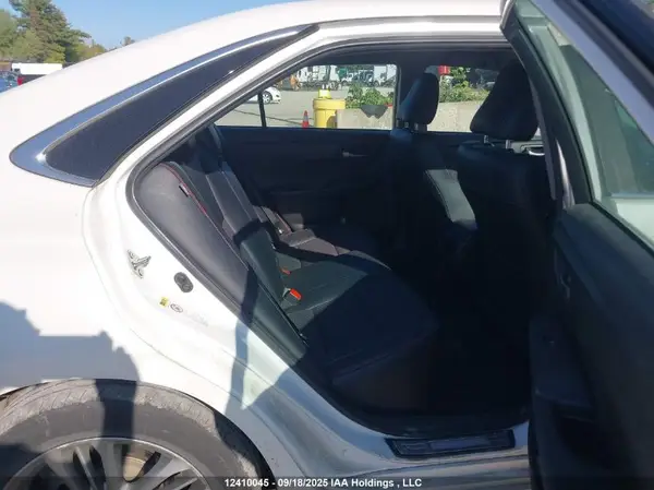 4T1BF1FK0GU560640 2016 TOYOTA CAMRY - Image 8