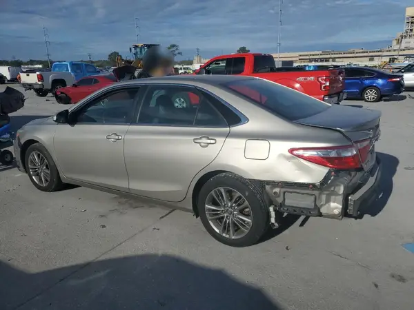 4T1BF1FK0GU567717 2016 TOYOTA CAMRY - Image 2