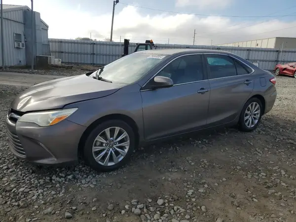 4T1BF1FK0GU568771 2016 TOYOTA CAMRY - Image 1