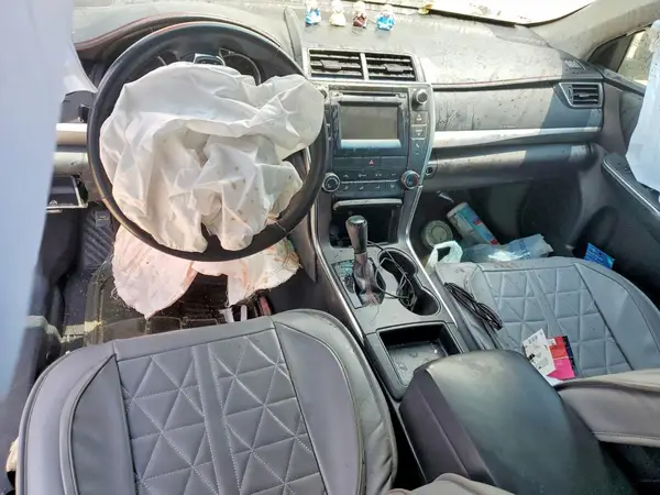 4T1BF1FK0GU569824 2016 TOYOTA CAMRY - Image 8