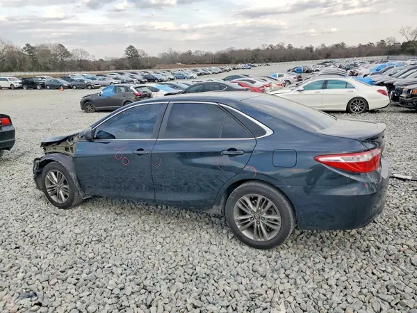 4T1BF1FK0GU571590 2016 TOYOTA CAMRY - Image 2