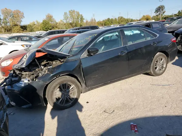 4T1BF1FK0GU574201 2016 TOYOTA CAMRY - Image 1