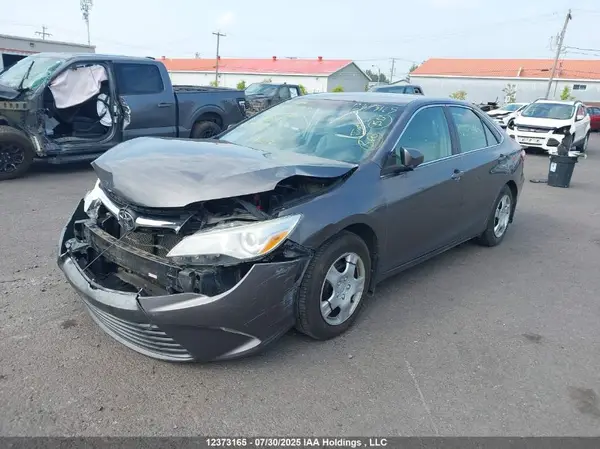 4T1BF1FK0GU579088 2016 TOYOTA CAMRY - Image 2