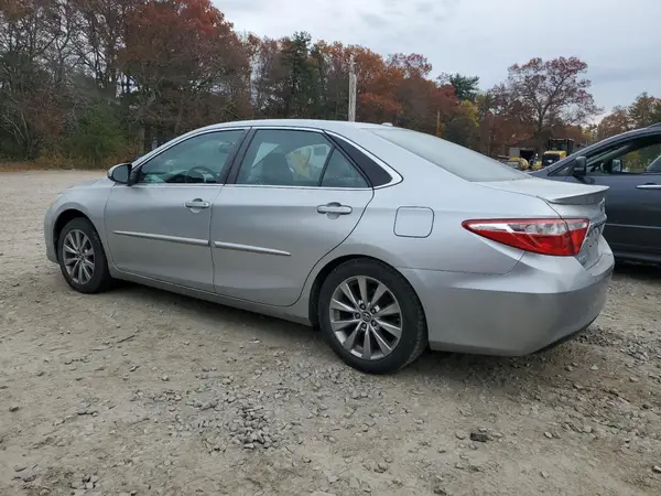 4T1BF1FK0GU579608 2016 TOYOTA CAMRY - Image 2