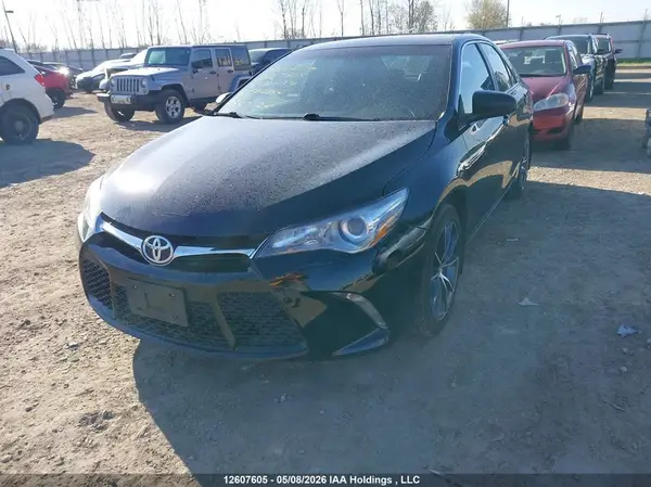 4T1BF1FK0GU580354 2016 TOYOTA CAMRY - Image 2