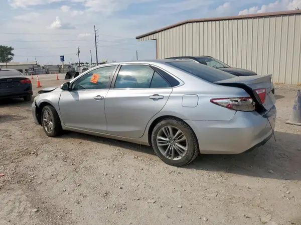 4T1BF1FK0GU580869 2016 TOYOTA CAMRY - Image 2