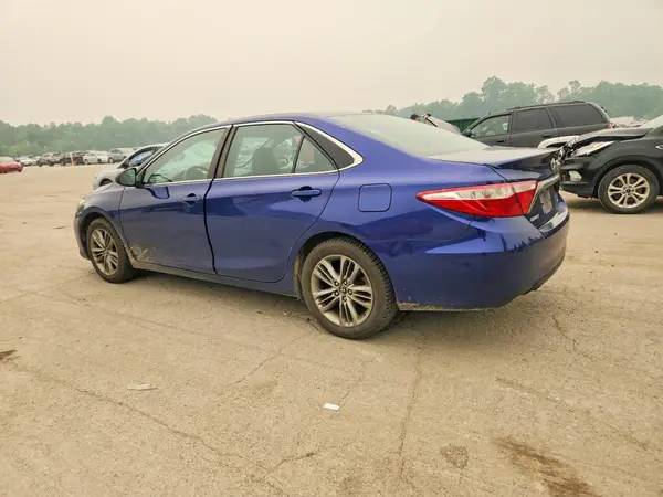4T1BF1FK0GU585652 2016 TOYOTA CAMRY - Image 2