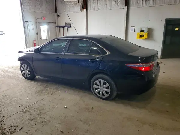 4T1BF1FK0GU589538 2016 TOYOTA CAMRY - Image 2