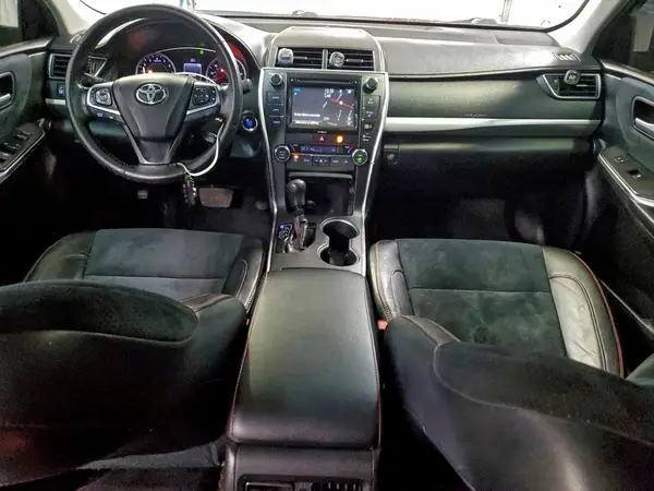 4T1BF1FK0GU590009 2016 TOYOTA CAMRY - Image 8