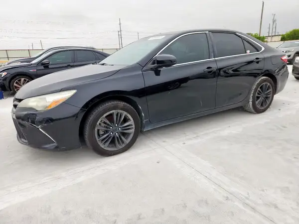 4T1BF1FK0GU591550 2016 TOYOTA CAMRY - Image 1