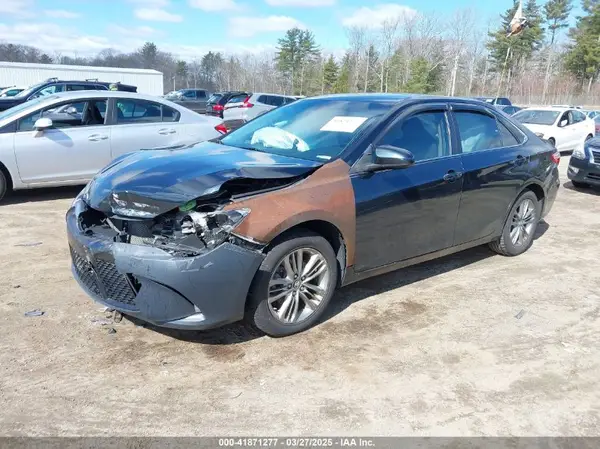 4T1BF1FK0GU592567 2016 TOYOTA CAMRY - Image 2
