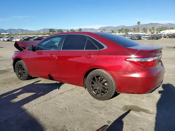 4T1BF1FK0GU598871 2016 TOYOTA CAMRY - Image 2