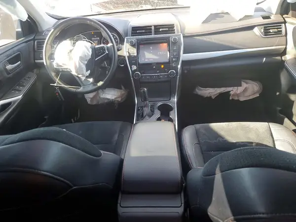 4T1BF1FK0GU598871 2016 TOYOTA CAMRY - Image 8