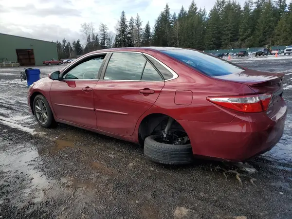 4T1BF1FK0GU604247 2016 TOYOTA CAMRY - Image 2