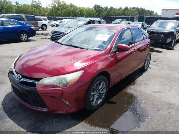 4T1BF1FK0GU607651 2016 TOYOTA CAMRY - Image 2