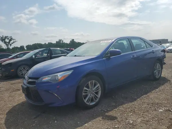 4T1BF1FK0GU609075 2016 TOYOTA CAMRY - Image 1