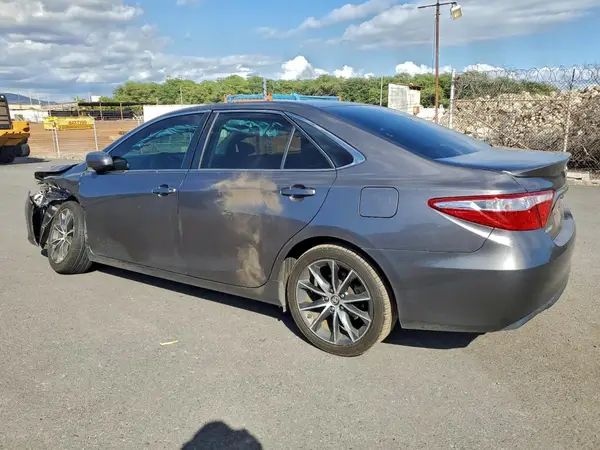 4T1BF1FK0GU611862 2016 TOYOTA CAMRY - Image 2