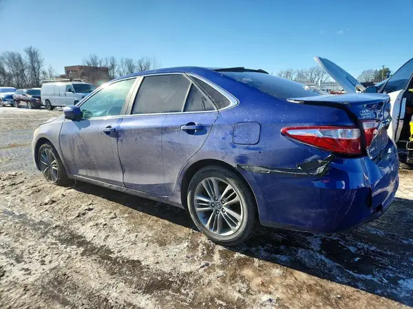 4T1BF1FK0GU613367 2016 TOYOTA CAMRY - Image 2
