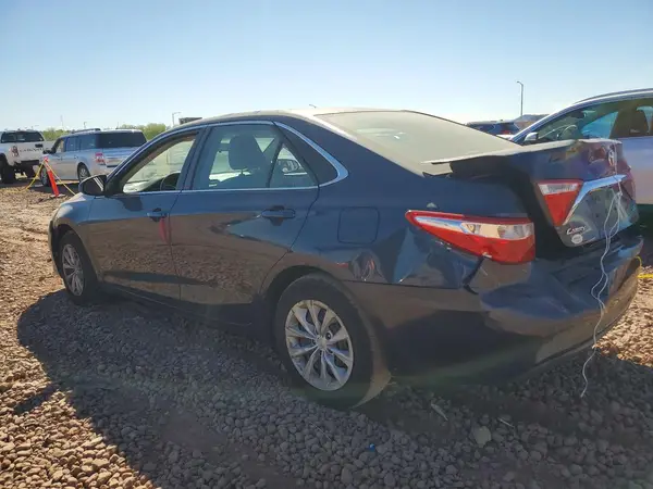 4T1BF1FK0GU999059 2016 TOYOTA CAMRY - Image 2