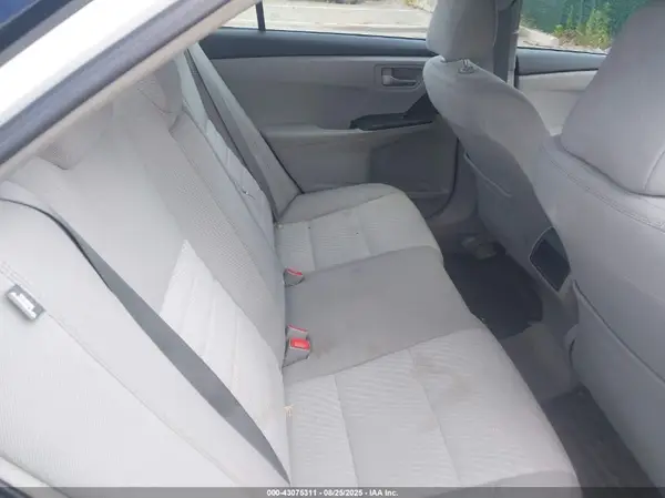 4T1BF1FK0HU268567 2017 TOYOTA CAMRY - Image 8