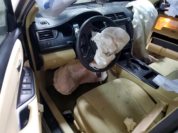 4T1BF1FK0HU268939 2017 TOYOTA CAMRY - Image 8