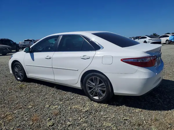 4T1BF1FK0HU273333 2017 TOYOTA CAMRY - Image 2