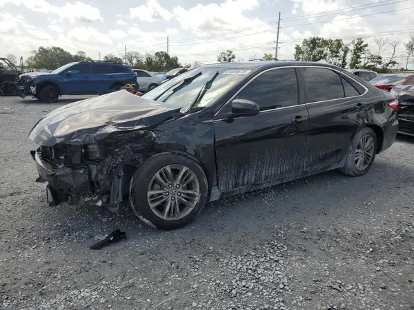 4T1BF1FK0HU277723 2017 TOYOTA CAMRY - Image 1
