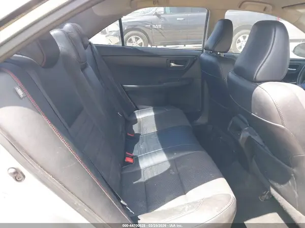 4T1BF1FK0HU279620 2017 TOYOTA CAMRY - Image 8