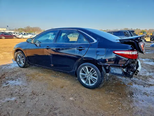 4T1BF1FK0HU282954 2017 TOYOTA CAMRY - Image 2