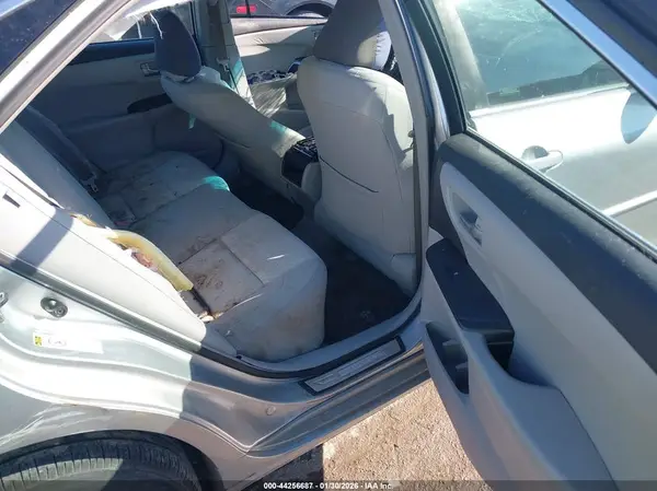4T1BF1FK0HU284459 2017 TOYOTA CAMRY - Image 8