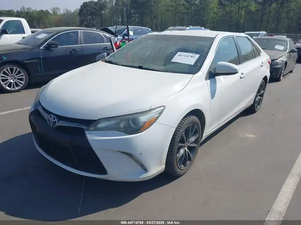 4T1BF1FK0HU287832 2017 TOYOTA CAMRY - Image 2