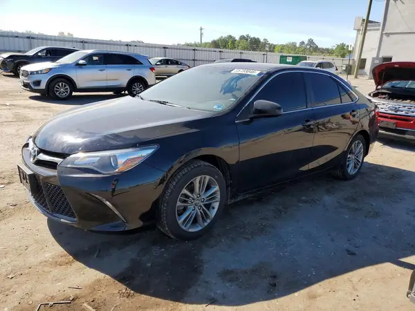 4T1BF1FK0HU289211 2017 TOYOTA CAMRY - Image 1