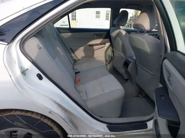 4T1BF1FK0HU289807 2017 TOYOTA CAMRY - Image 8