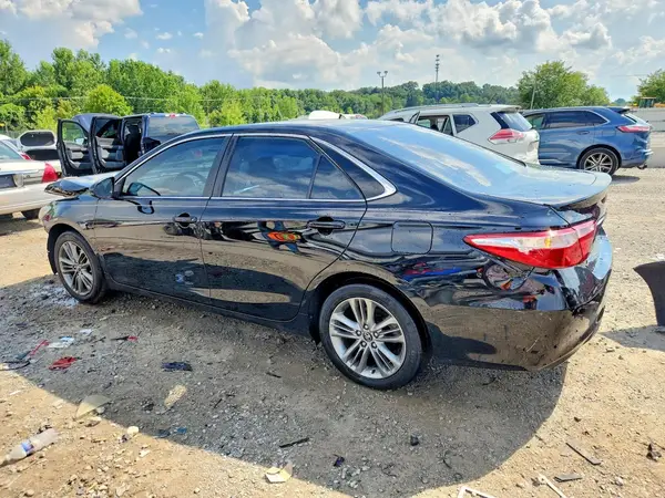 4T1BF1FK0HU291301 2017 TOYOTA CAMRY - Image 2