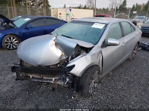 4T1BF1FK0HU296370 2017 TOYOTA CAMRY - Image 2