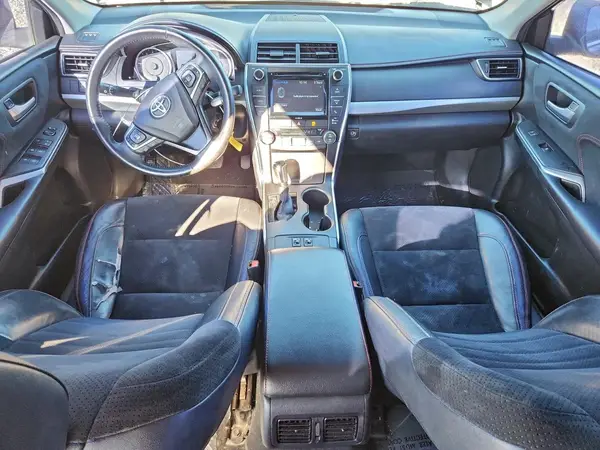 4T1BF1FK0HU298815 2017 TOYOTA CAMRY - Image 8